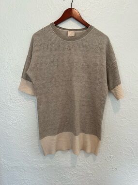 Kerisma Short-Sleeve Crewneck Sweater in Taupe and Cream